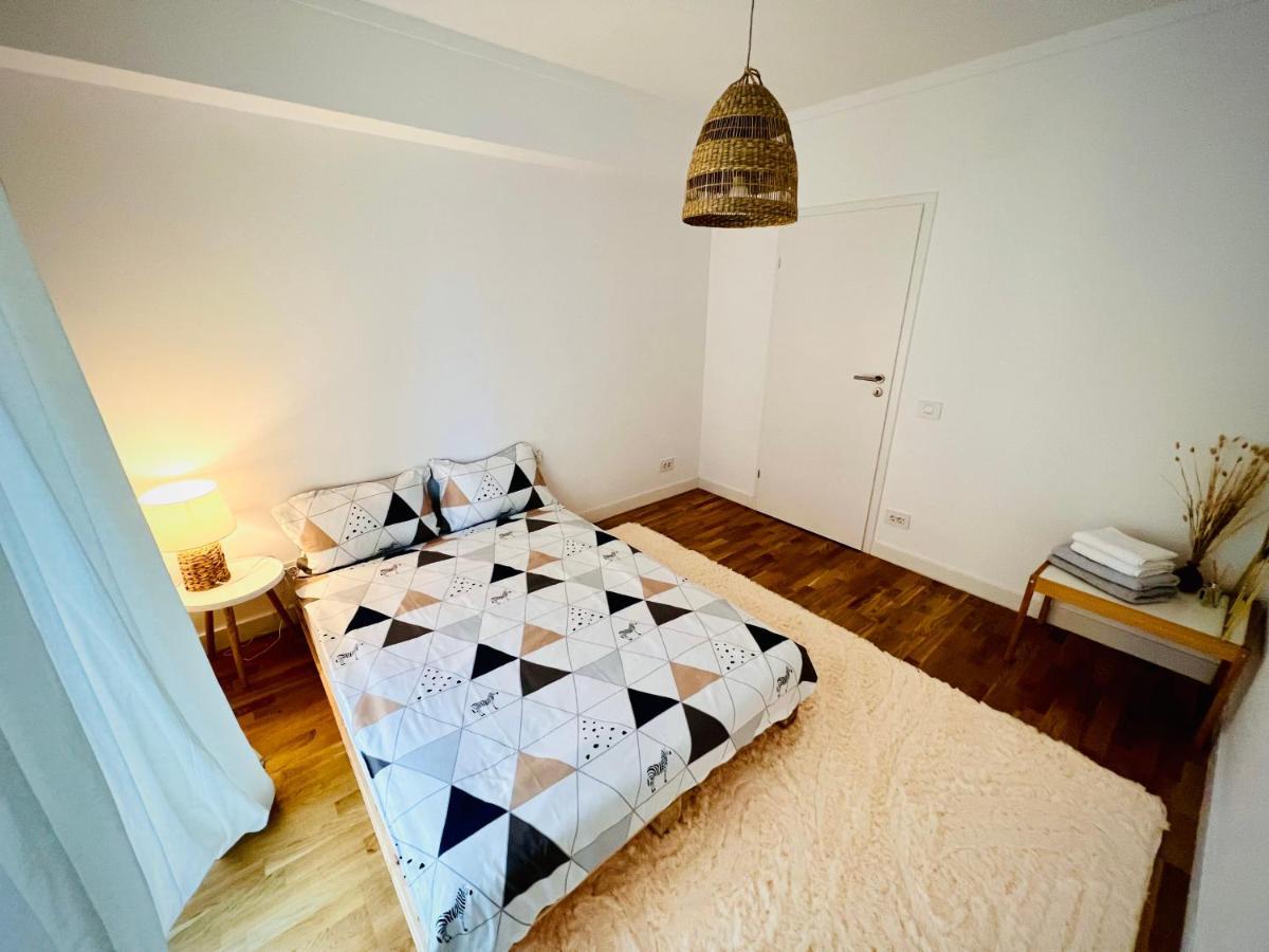 Exquisite - Two Bedroom Apartment ブカレスト エクステリア 写真
